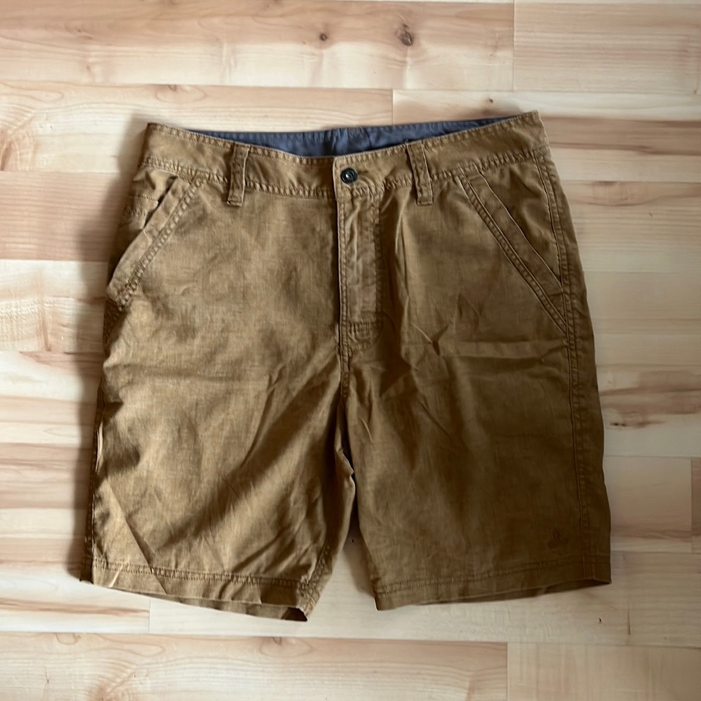 Brown shorts
